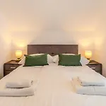 Διαμέρισμα Fueloep Panzio Near Balaton *