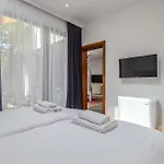 Fueloep Panzio Near Balaton *