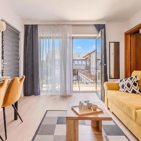 Apartment Fueloep Panzio Near Balaton *