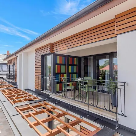 Apartment Fueloep Panzio Near Balaton